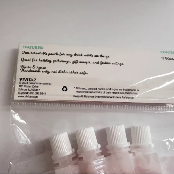 🎄 Target Reusable Christmas Drink Pouches Candy Cane & Christmas Stocking 8pcs - Picture 2 of 5